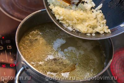 Суп из говядины с картофелем и брынзой