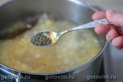 Суп из говядины с картофелем и брынзой