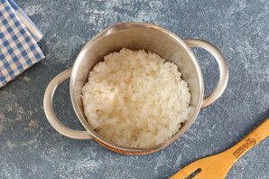 Рис с беконом и яйцом