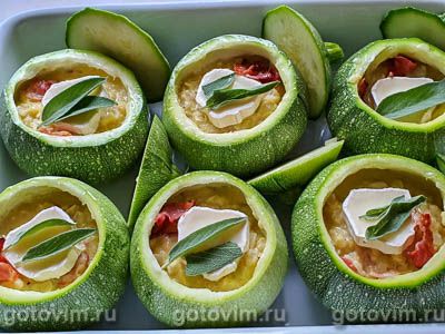 Кабачки &laquo;Ницца&raquo; запеченые с сыром Шевр и беконом
