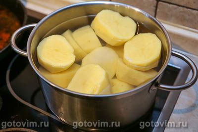 Картофельные котлеты из пюре с колбасой и сыром Картофельные котлеты из пюре с колбасой и сыром