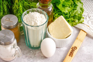 Лепешки с брынзой и зеленью Лепешки с брынзой и зеленью