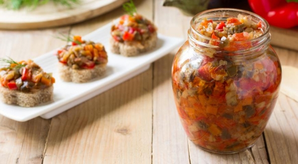 Самая вкусная баклажанная икра на зиму, пошаговый рецепт с фото Самая вкусная баклажанная икра на зиму, пошаговый рецепт с фото