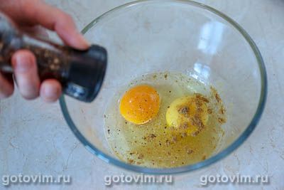 Жареные баклажаны с яйцом и мукой