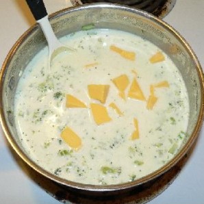 Сырный суп с брокколи Сырный суп с брокколи