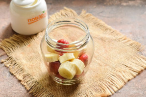 Компот из клубники с бананом на зиму Компот из клубники с бананом на зиму