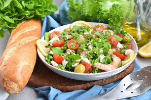 Салат с креветками и брынзой Салат с креветками и брынзой