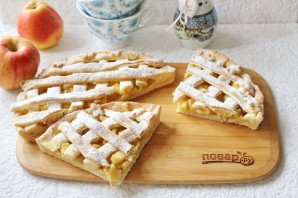 Яблочный пирог с решеткой