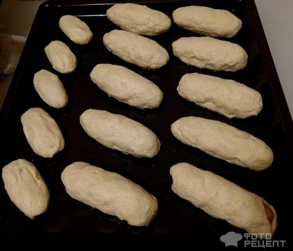 Рецепт: Булочки с сосисками - На скорую руку, для школьного завтрака, из творожного теста. Рецепт: Булочки с сосисками - На скорую руку, для школьного завтрака, из творожного теста.