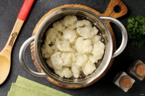 Фрикадельки с цветной капустой