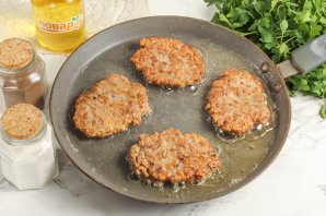 Оладьи из куриных сердечек