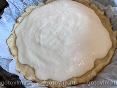 Королевская ватрушка с творогом и вишней Королевская ватрушка с творогом и вишней