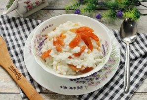 Рисовая каша с абрикосом Рисовая каша с абрикосом