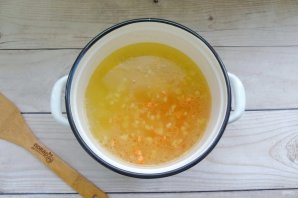 Сливочный суп с курицей и шампиньонами Сливочный суп с курицей и шампиньонами