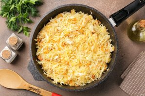 Тушёная капуста с фасолью и курицей