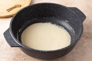 Жареная манная каша
