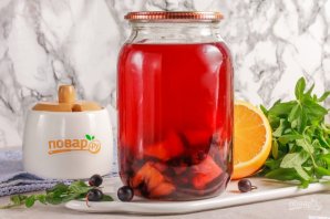 Компот из чёрной смородины с апельсином на зиму Компот из чёрной смородины с апельсином на зиму