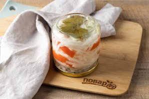 Маринованная черная редька