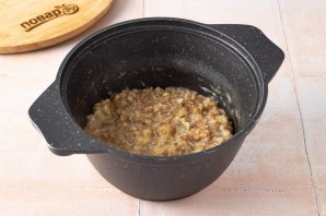 Каша из полбы с бананом