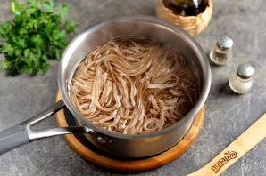 Лапша по-корейски с курицей