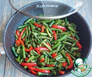 Форель, запечённая со стручковой фасолью
