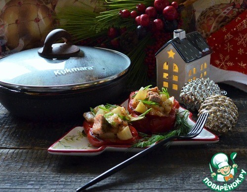 Перцы, фаршированные форелью и картофелем
