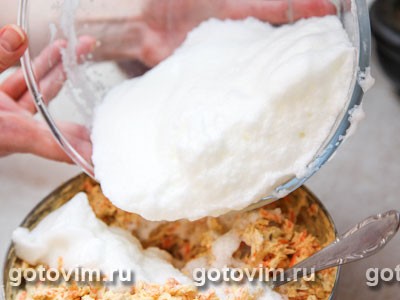 Морковный кекс с орехами Морковный кекс с орехами