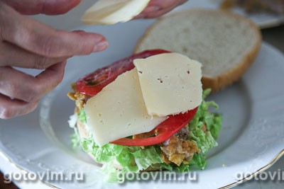 Бургеры с хрустящей курицей Бургеры с хрустящей курицей