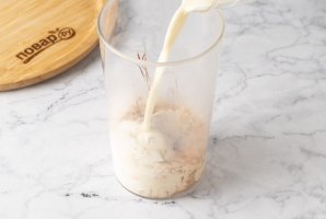 Шоколадно-молочный коктейль с мороженым Шоколадно-молочный коктейль с мороженым