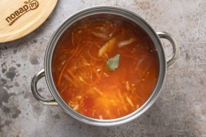 Суп картофельный с пшеном и квашеной капустой Суп картофельный с пшеном и квашеной капустой