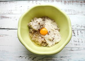 Котлеты из леща с салом Котлеты из леща с салом
