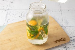 Компот с мятой и лимоном на зиму Компот с мятой и лимоном на зиму