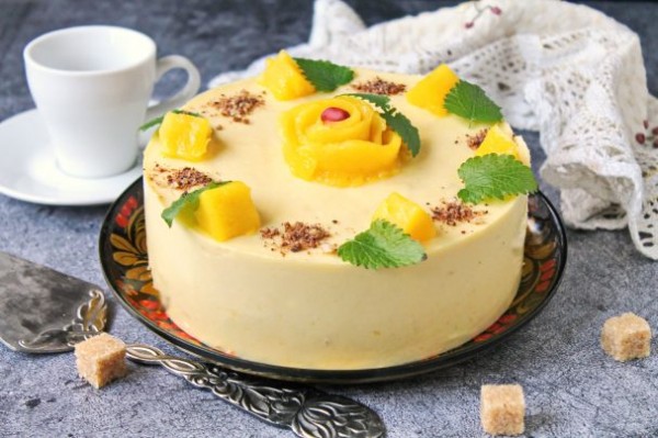 Торт с муссом из манго Торт с муссом из манго