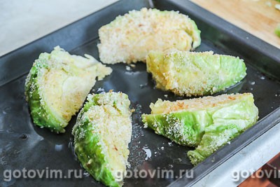 Молодая капуста, запеченная в духовке Молодая капуста, запеченная в духовке