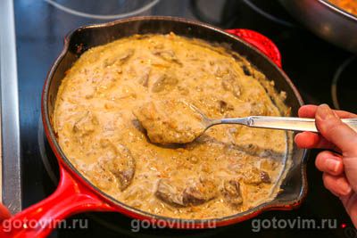 Утиная печень в молочном соусе