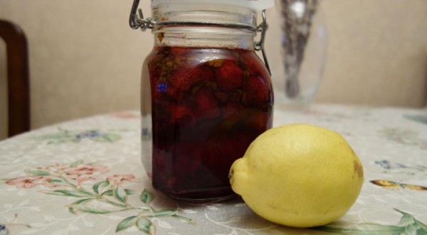 Варенье из клубники с лимоном и мятой, пошаговый рецепт с фото от автора Илона Закирова Варенье из клубники с лимоном и мятой, пошаговый рецепт с фото от автора Илона Закирова