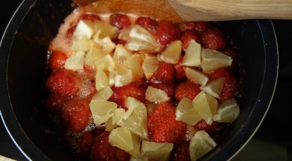 Варенье из клубники с лимоном и мятой, пошаговый рецепт с фото от автора Илона Закирова Варенье из клубники с лимоном и мятой, пошаговый рецепт с фото от автора Илона Закирова