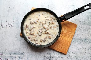 Маслята в сливочном соусе Маслята в сливочном соусе