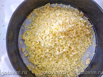 Творожный пирог с персиками и воздушной меренгой