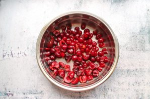 Варенье из вишни и черешни без косточек Варенье из вишни и черешни без косточек