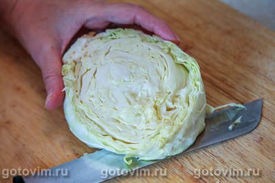 Шницель из молодой капусты в сухарях, запеченный в духовке Шницель из молодой капусты в сухарях, запеченный в духовке