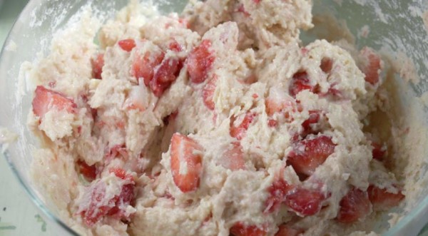 Булочки с клубникой, пошаговый рецепт с фото от автора yatatka