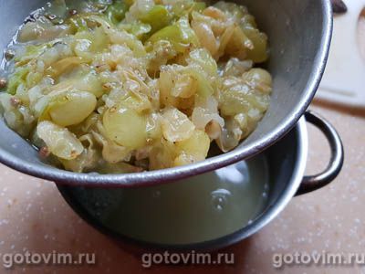Десерт из виноградного желе со сливочным сыром