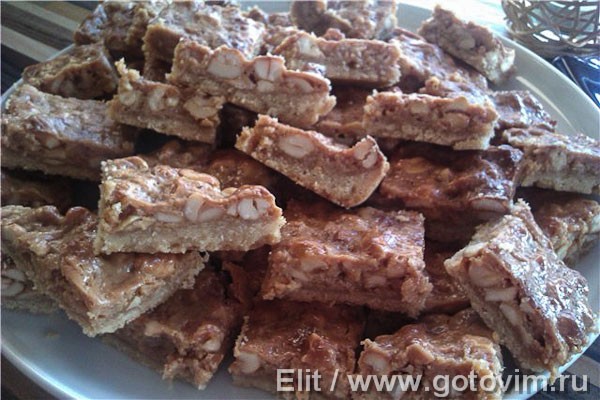 Песочное печенье с карамельной заливкой и кешью Песочное печенье с карамельной заливкой и кешью