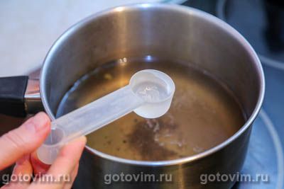 Салат из маринованной свеклы с сельдью Салат из маринованной свеклы с сельдью