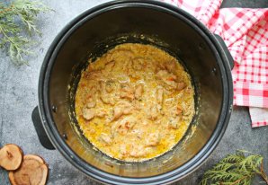 Куриные грудки в сливочном соусе в мультиварке Куриные грудки в сливочном соусе в мультиварке