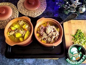 Тунец с укропом в горшочке