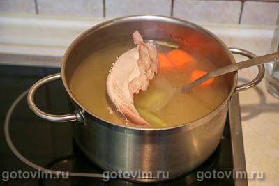 Как и сколько варить свиной язык