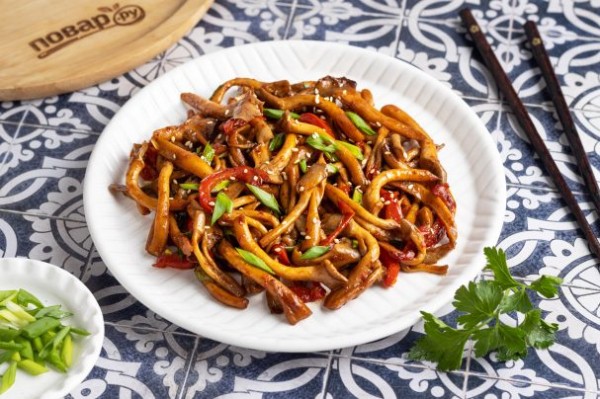 Грибы вешенки в остром соусе по-японски Грибы вешенки в остром соусе по-японски
