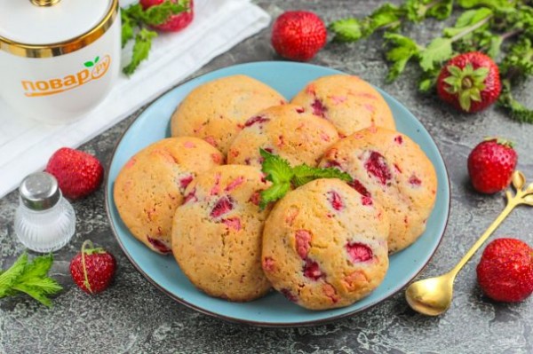 Печенье с клубникой и шоколадом Печенье с клубникой и шоколадом